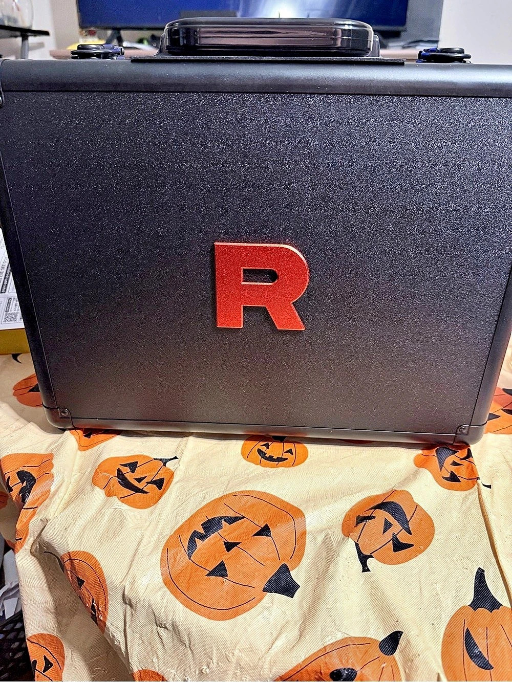Japanese Glory of Team Rocket Gang Briefcase - SV10: The Glory of Team Rocket